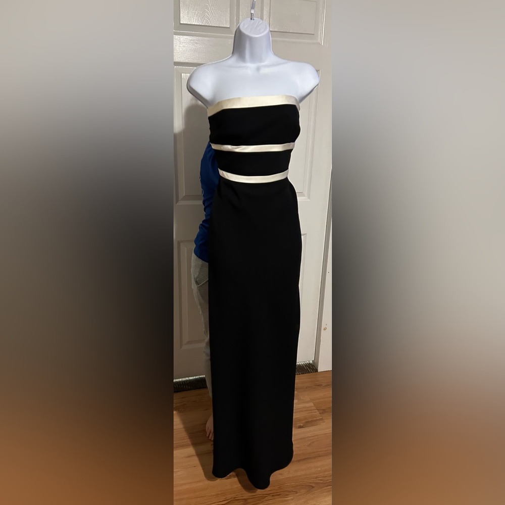Ann Taylor new with tag black and white.